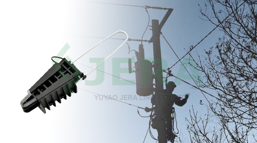 Image of Adjustable PA25 anchoring clamp for overhead connection.