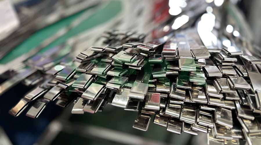 Who produce the analogs of BUCKLE, 12 STAINLESS STEEL CO. #C-254